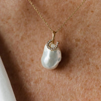 Anna Pearl Pendant, 18k gold