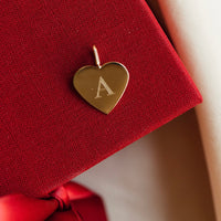 Astrid Solid Heart berlock, 18k gult guld