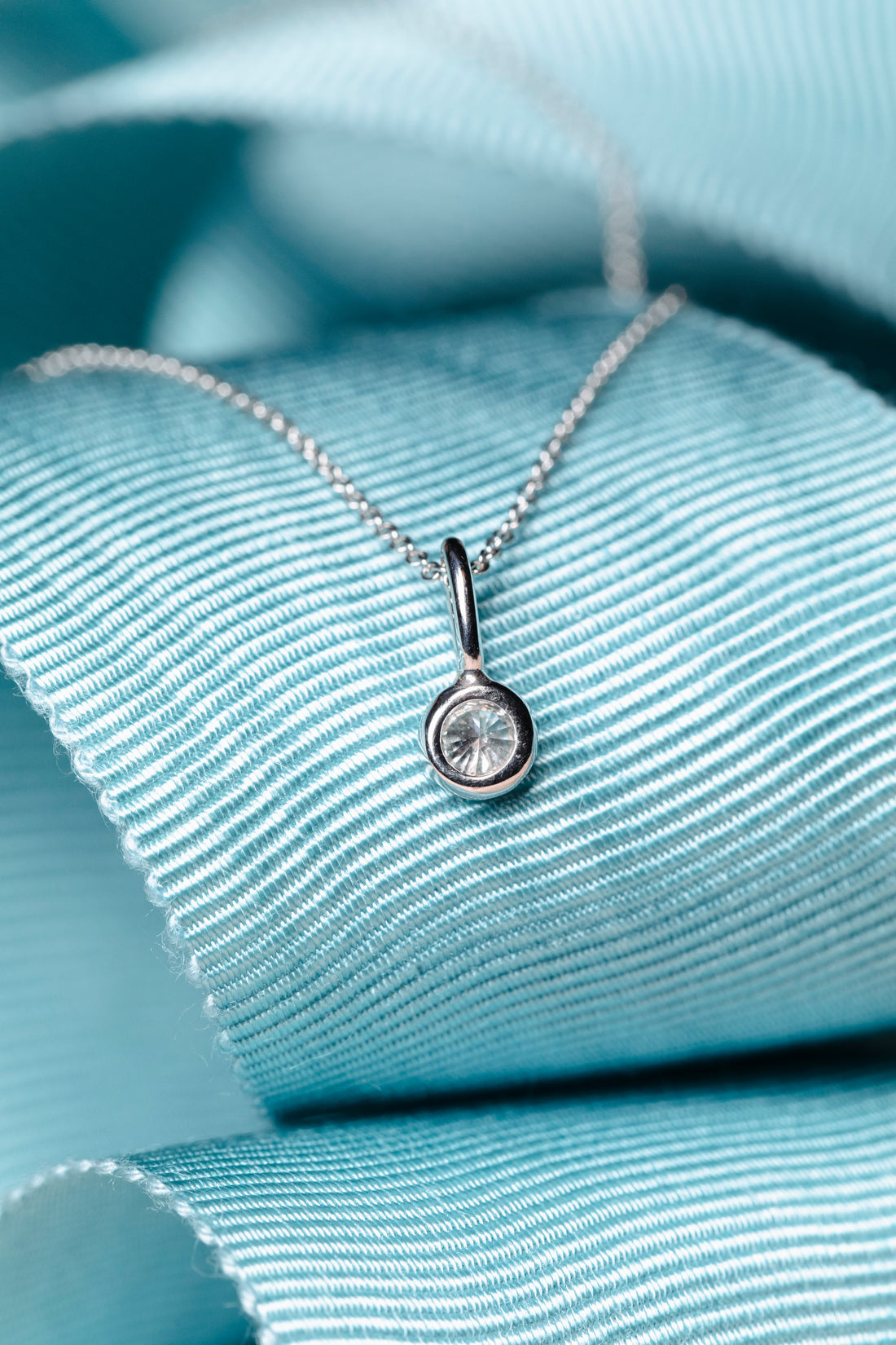 Greta diamanthalsband, 18k gult guld / vitguld