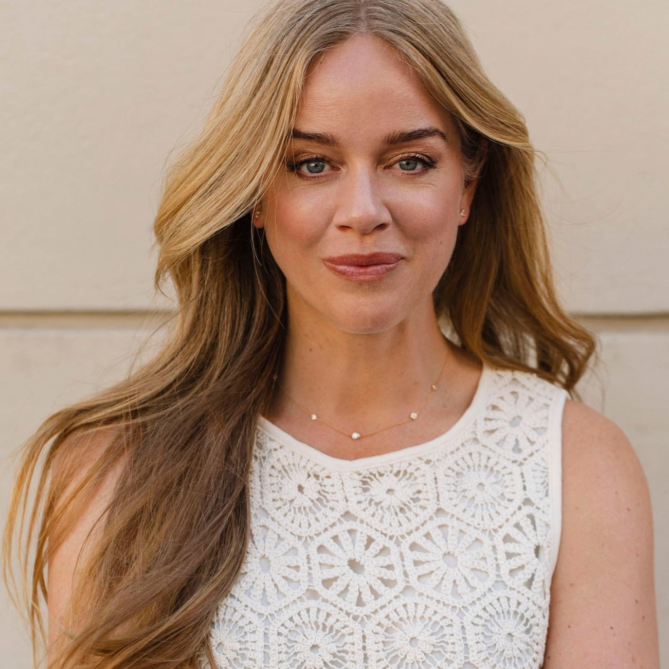 Beata diamantörhänge, 18k gult guld / vitguld