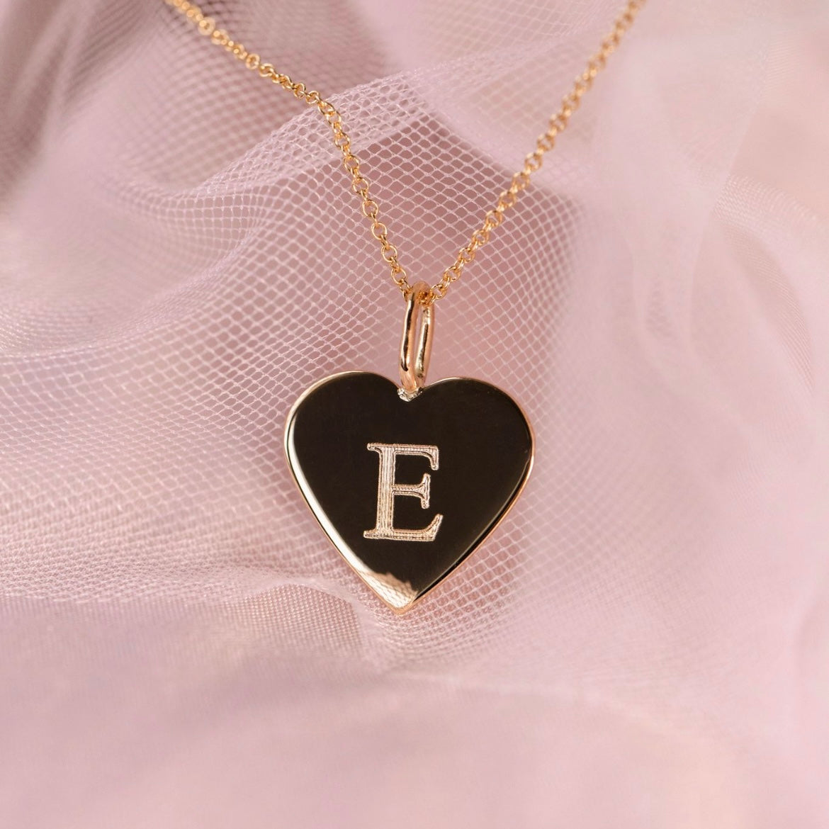 Astrid Solid Heart berlock, 18k gult guld