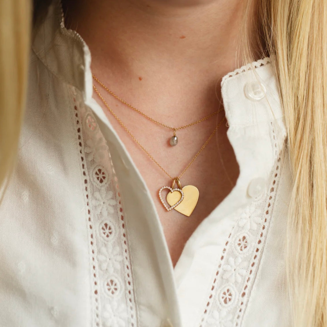 Astrid Solid Heart berlock, 18k gult guld