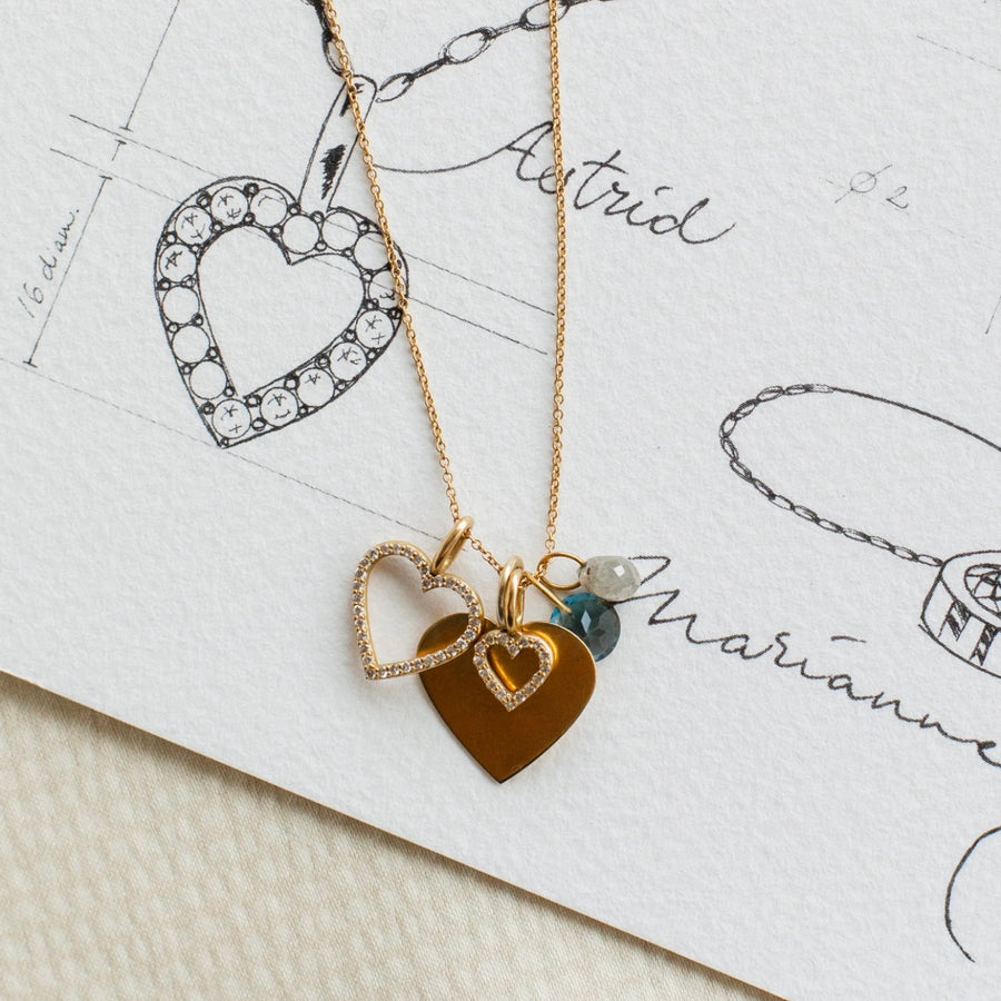 Astrid Solid Heart berlock, 18k gult guld