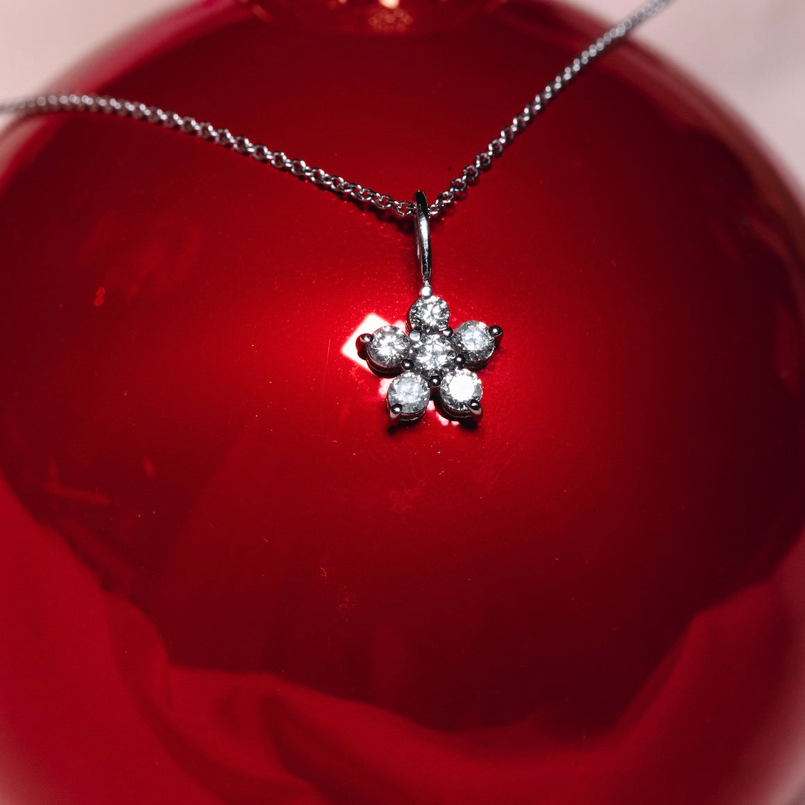 Amy diamantblomma, berlock, 18K gult guld / vitguld