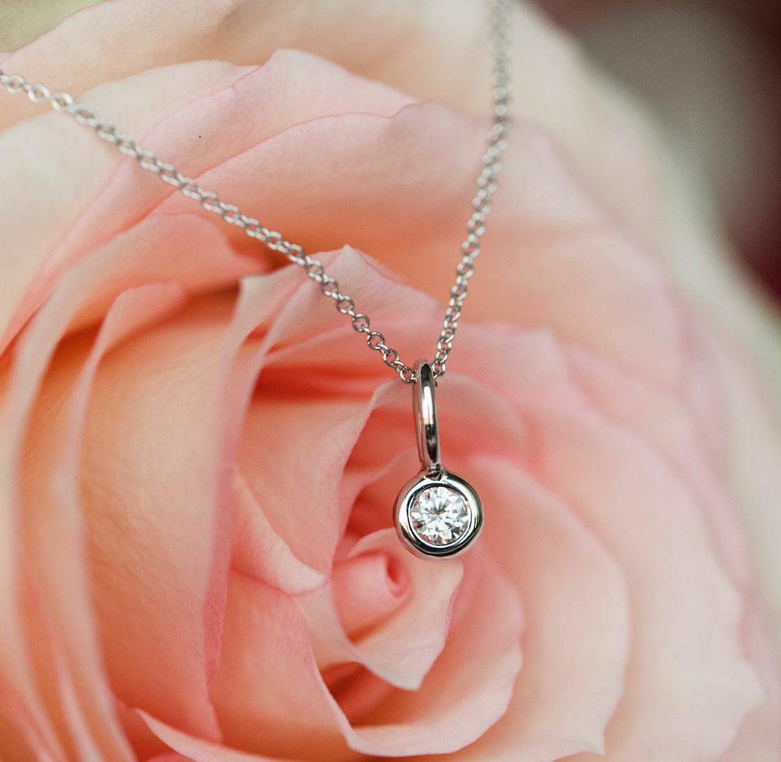 Greta diamantberlock, 18k gult guld / vitt guld