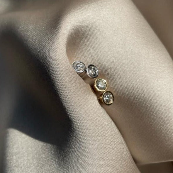 Alma XL Signature Diamond Earrings, 18k Gold / White Gold
