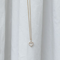 Diamanthjärta Astrid, 18k Astrid 18k Diamond Heart Necklace